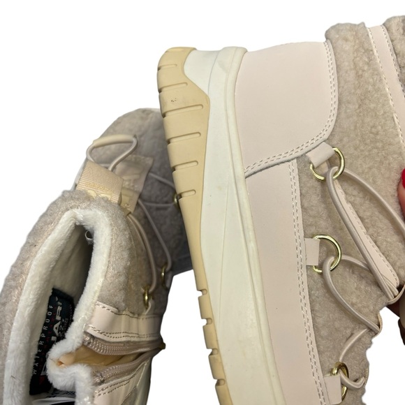 NEW PAJAR Girls Sherpa Janie Pull on Winter Boots -20 Size 2 1/2(34) Biege/Cream - Picture 7 of 7